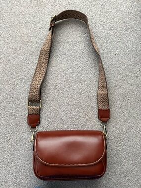 Leather Crossbody Bag with Woven Strap - Brown